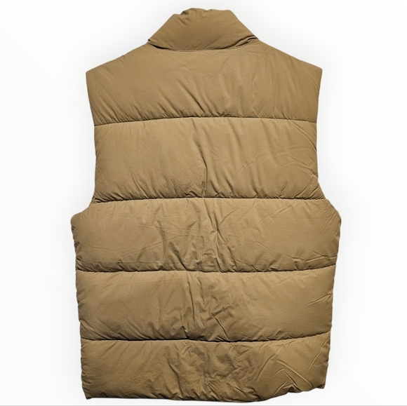 GAP Men's Recycled Water Repellant Puffer Quilted Vest Beige - Picture 2 of 4